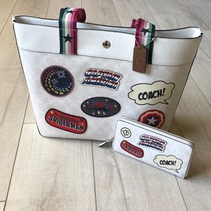 Coach Marvel Jes Tote With Patches